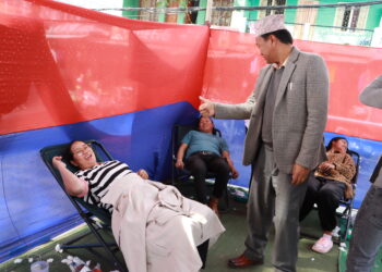 जनयुद्ध दिवसमा रक्तदान तथा सहिद परिवारलाई सम्मान