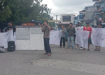बिपी स्वास्थ्य विज्ञान प्रतिष्ठानमा व्यथिति अन्त्यको माग, ९ हजारभन्दा बढी हस्ताक्षर बुझाइँदै (भिडियो)